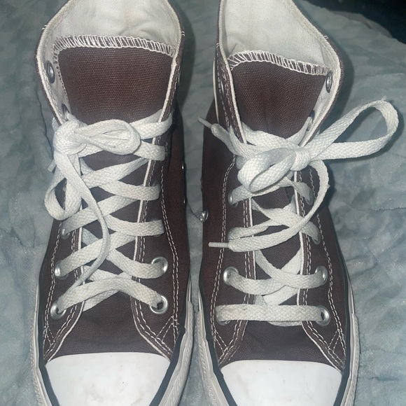 Brown/ Dark Root Converse - Picture 2 of 7